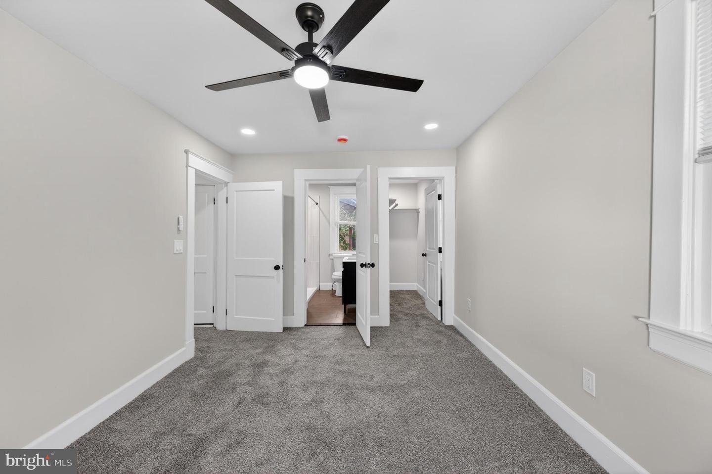 3405 Parkside Dr Property Photo 17