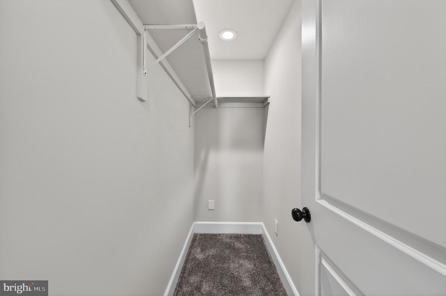3405 Parkside Dr Property Photo 18
