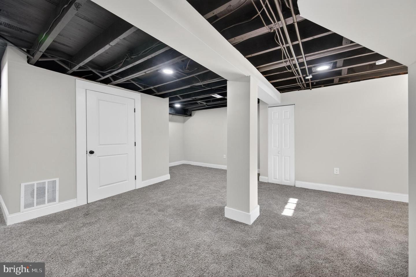3405 Parkside Dr Property Photo 41