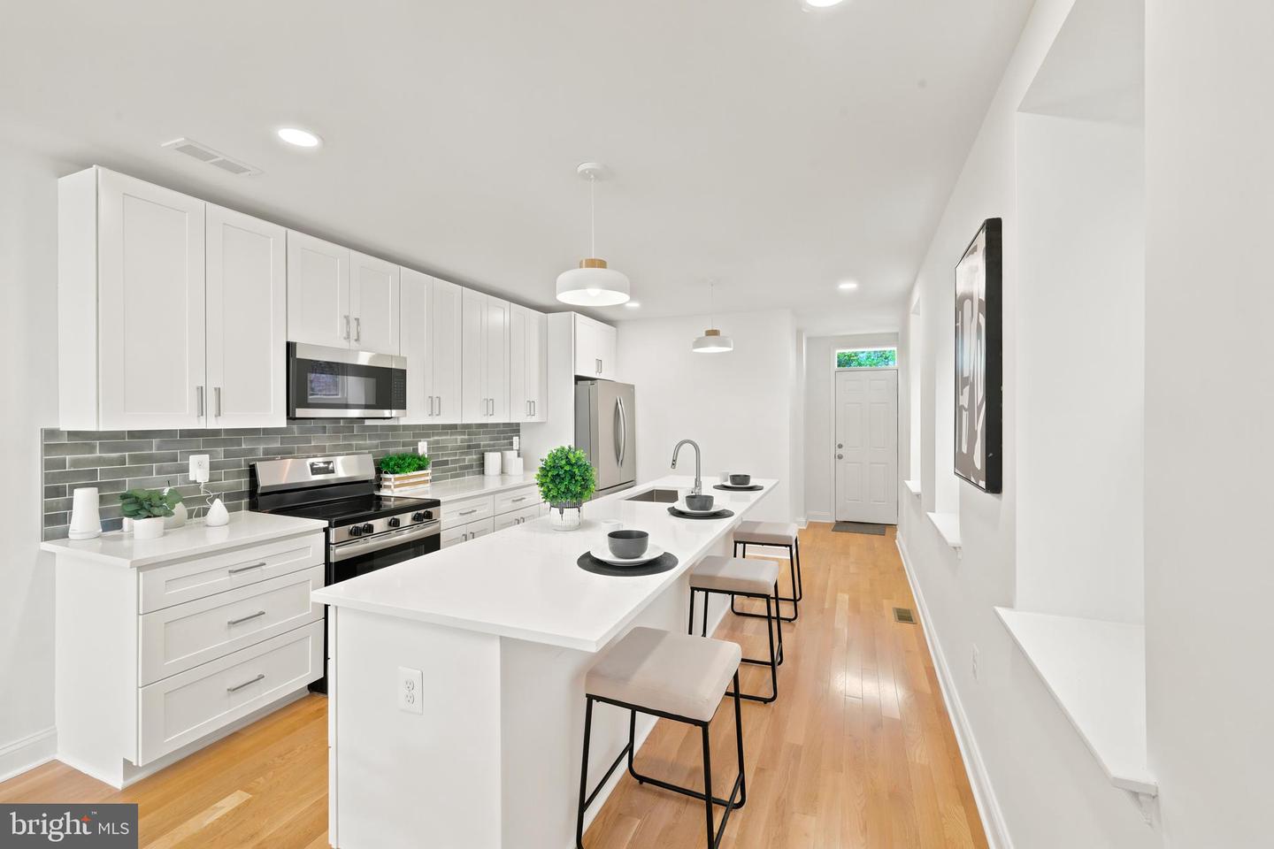 47 S Fulton Ave Property Photo 13