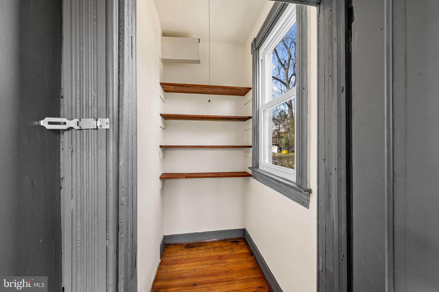 304 W Cold Spring Ln Property Photo 15