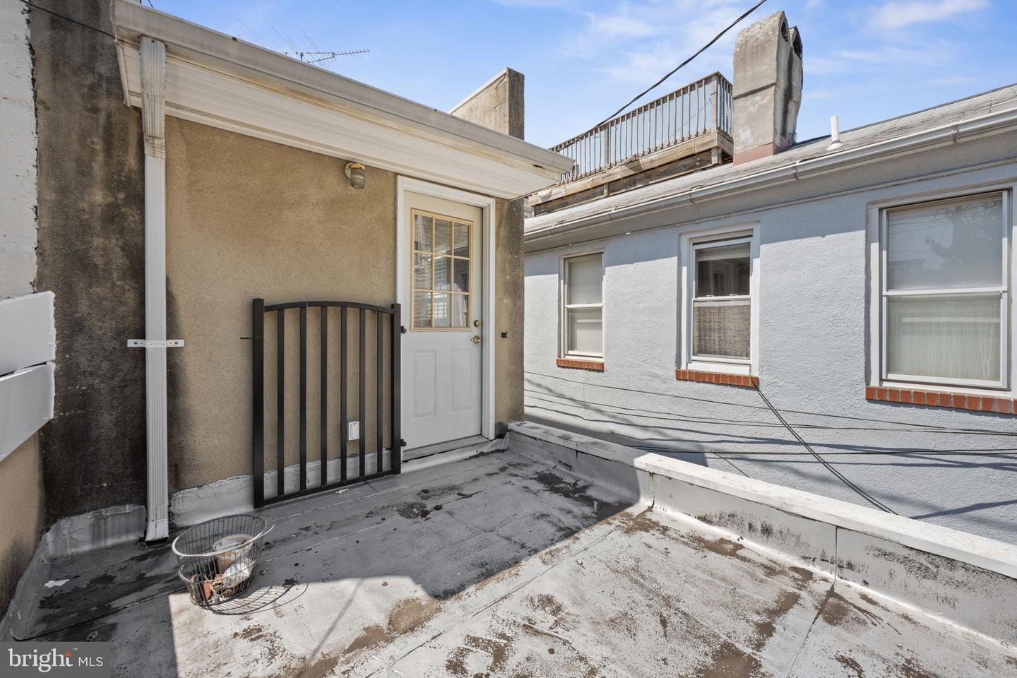 1908 Bank St Property Photo 28