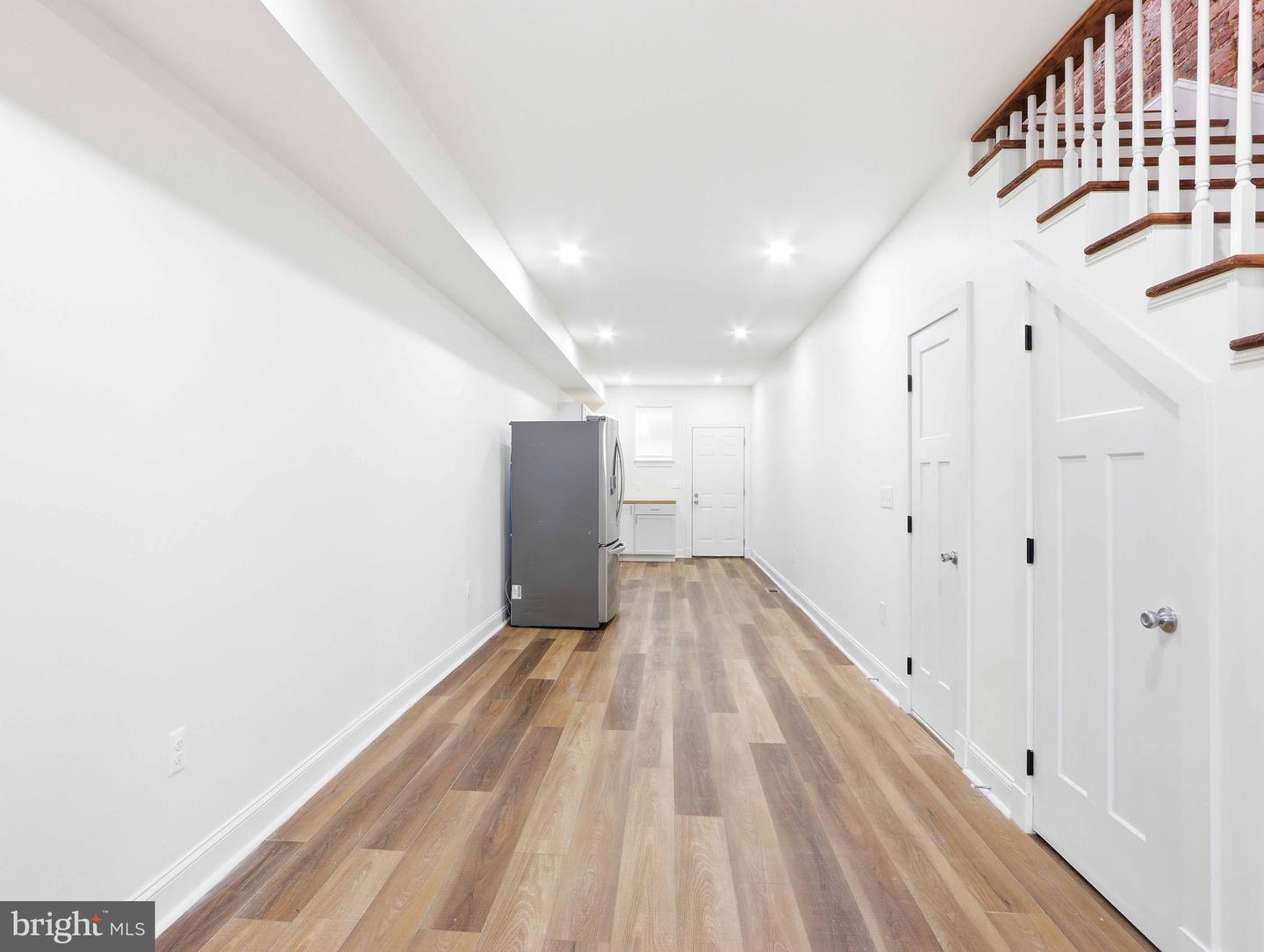 2020 Wilkens Ave Property Photo 10