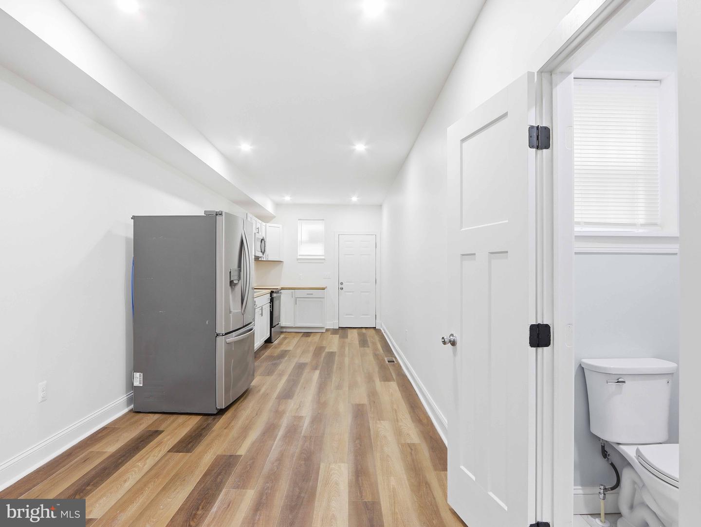 2020 Wilkens Ave Property Photo 11