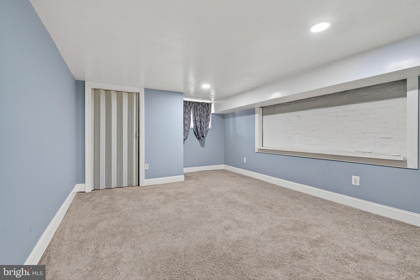 2926 E Fayette St Property Photo 28