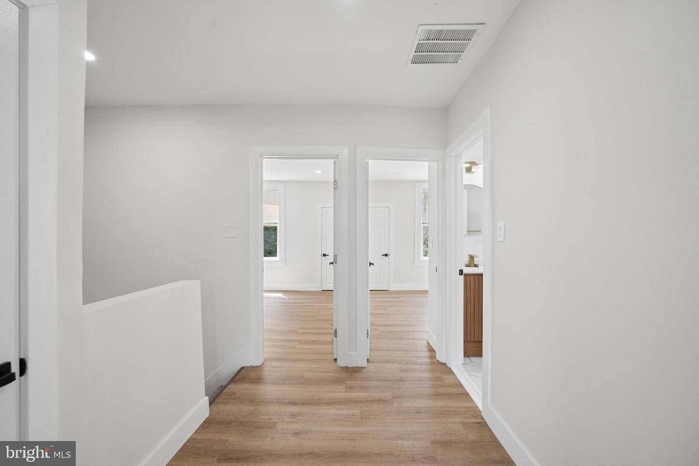 306 Lyndhurst St Property Photo 21