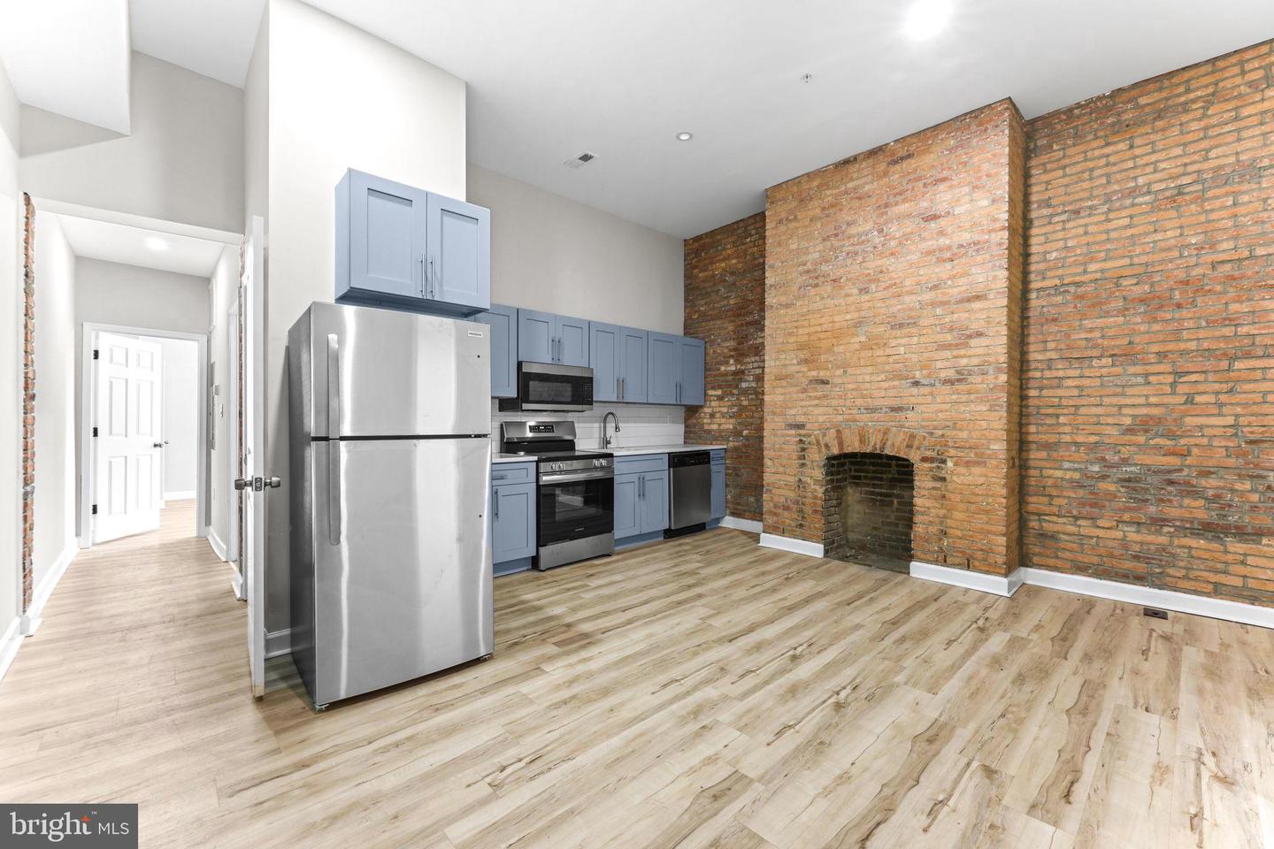 1927 Saint Paul St Property Photo 18