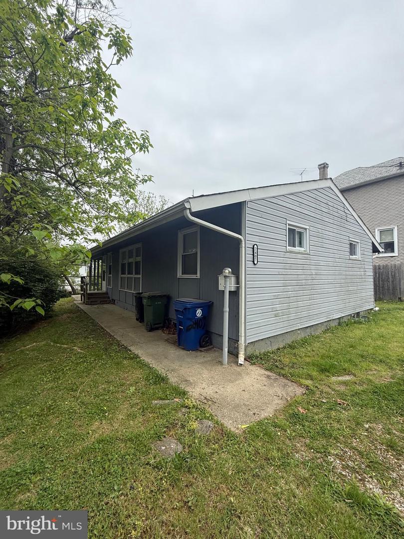 2407 E Cold Spring Ln Property Photo 15