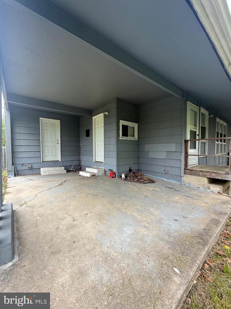 2407 E Cold Spring Ln Property Photo 17