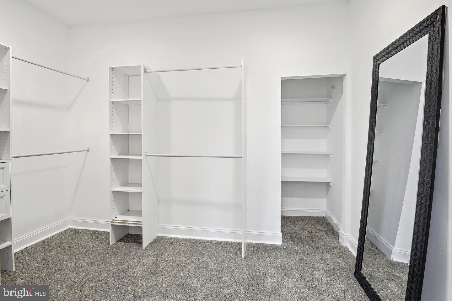 2024 Druid Hill Ave Property Photo 12