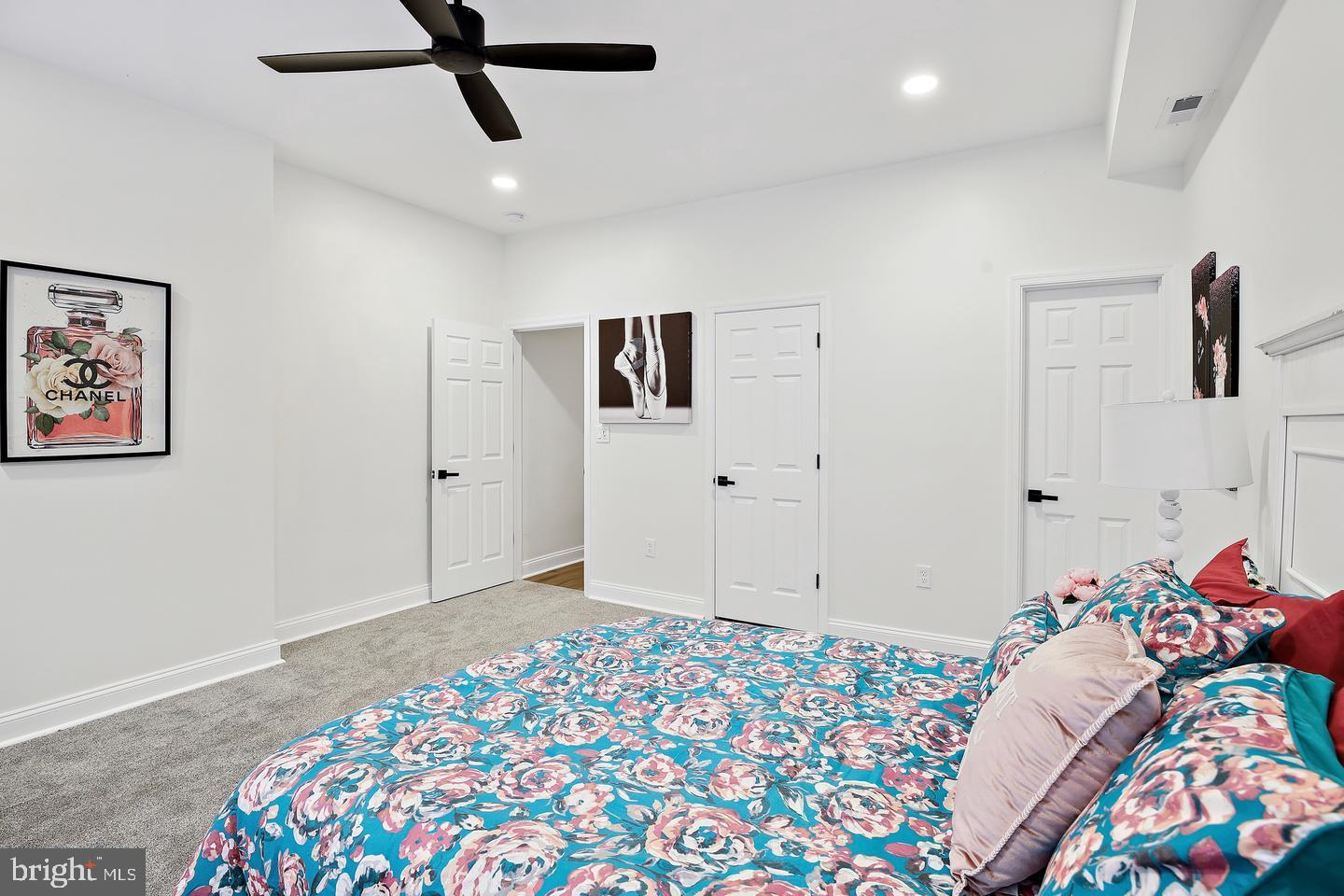 2024 Druid Hill Ave Property Photo 17