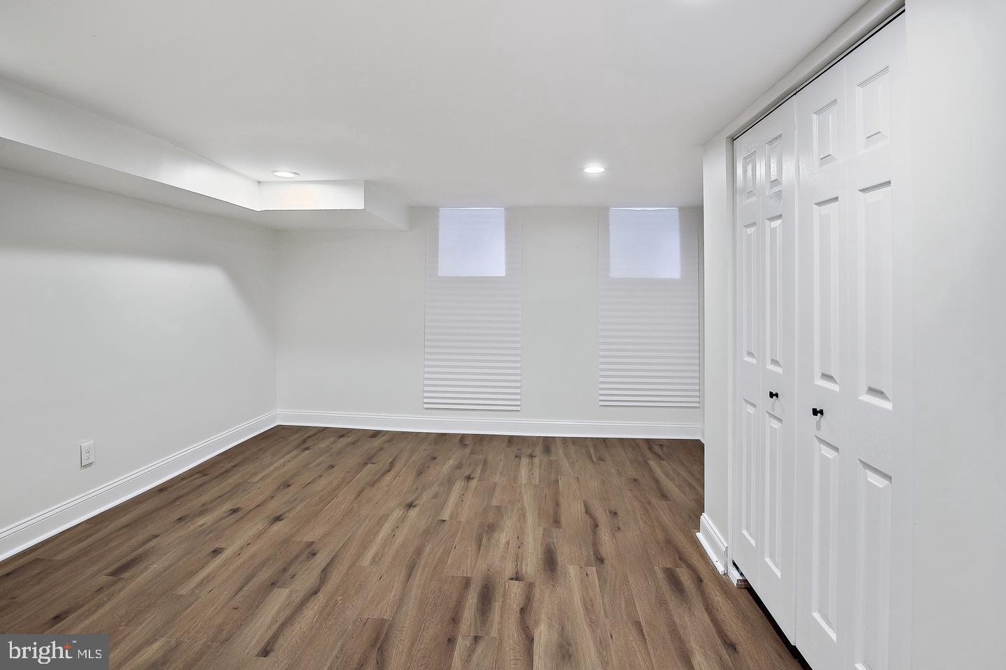 2024 Druid Hill Ave Property Photo 23