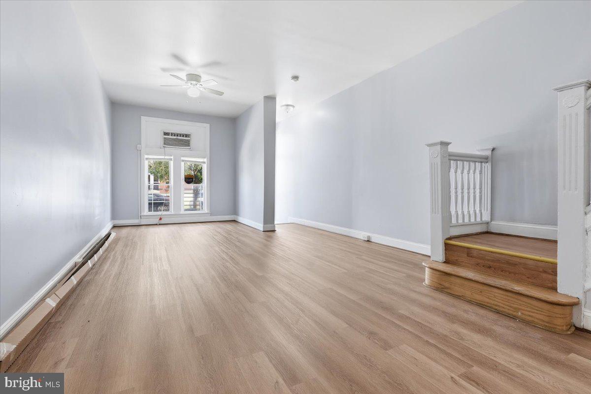 2907 Mcelderry St Property Photo 4