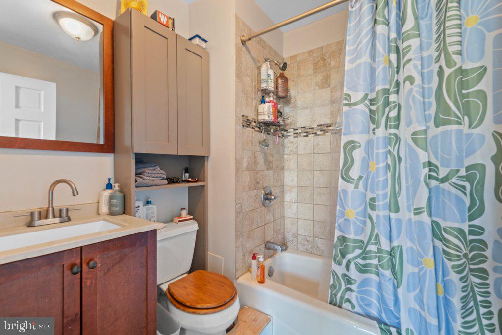 1728 Bolton St Property Photo 14