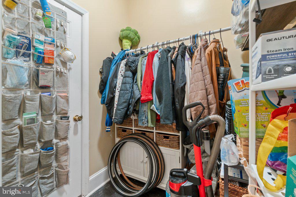 1728 Bolton St Property Photo 15