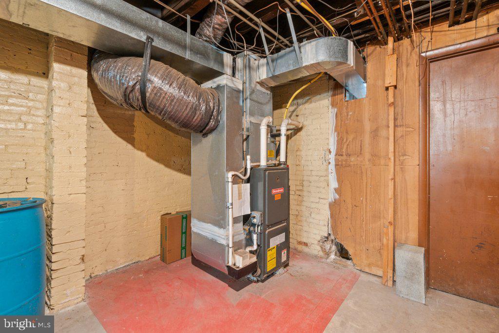 1728 Bolton St Property Photo 27