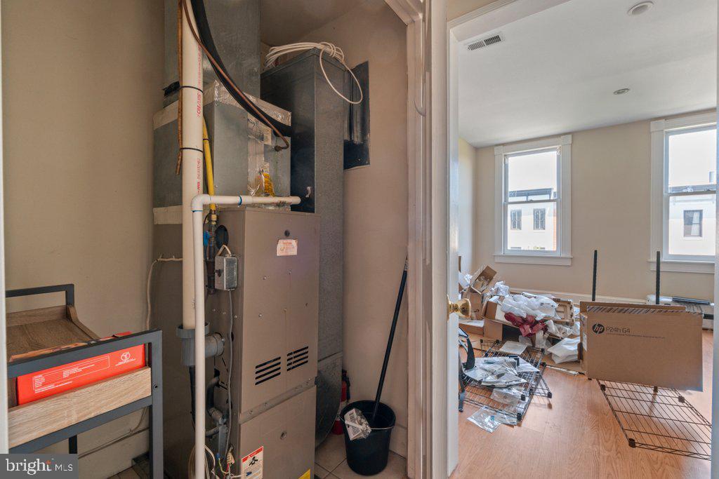 1728 Bolton St Property Photo 28