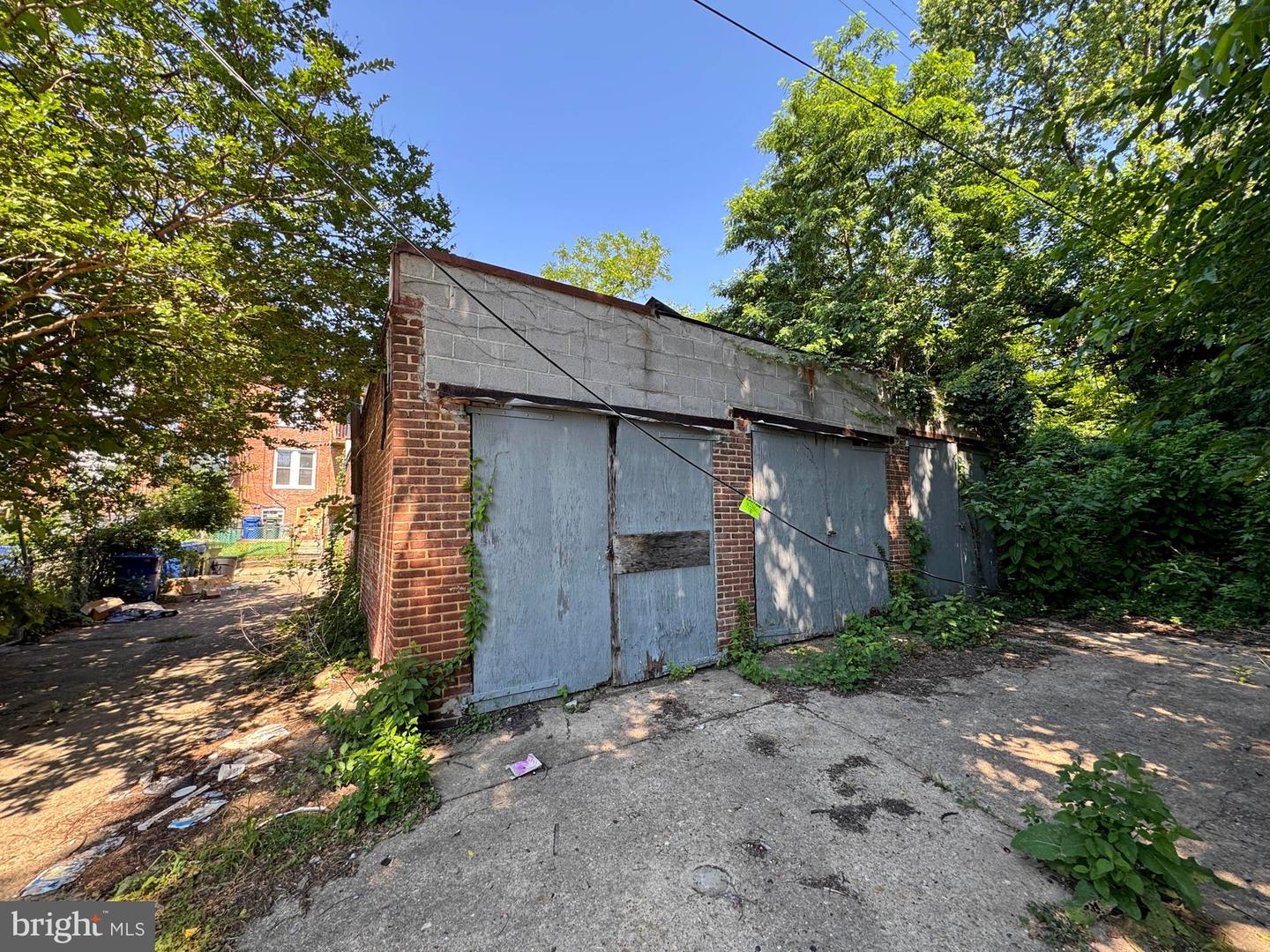 Unknown Property Photo 2