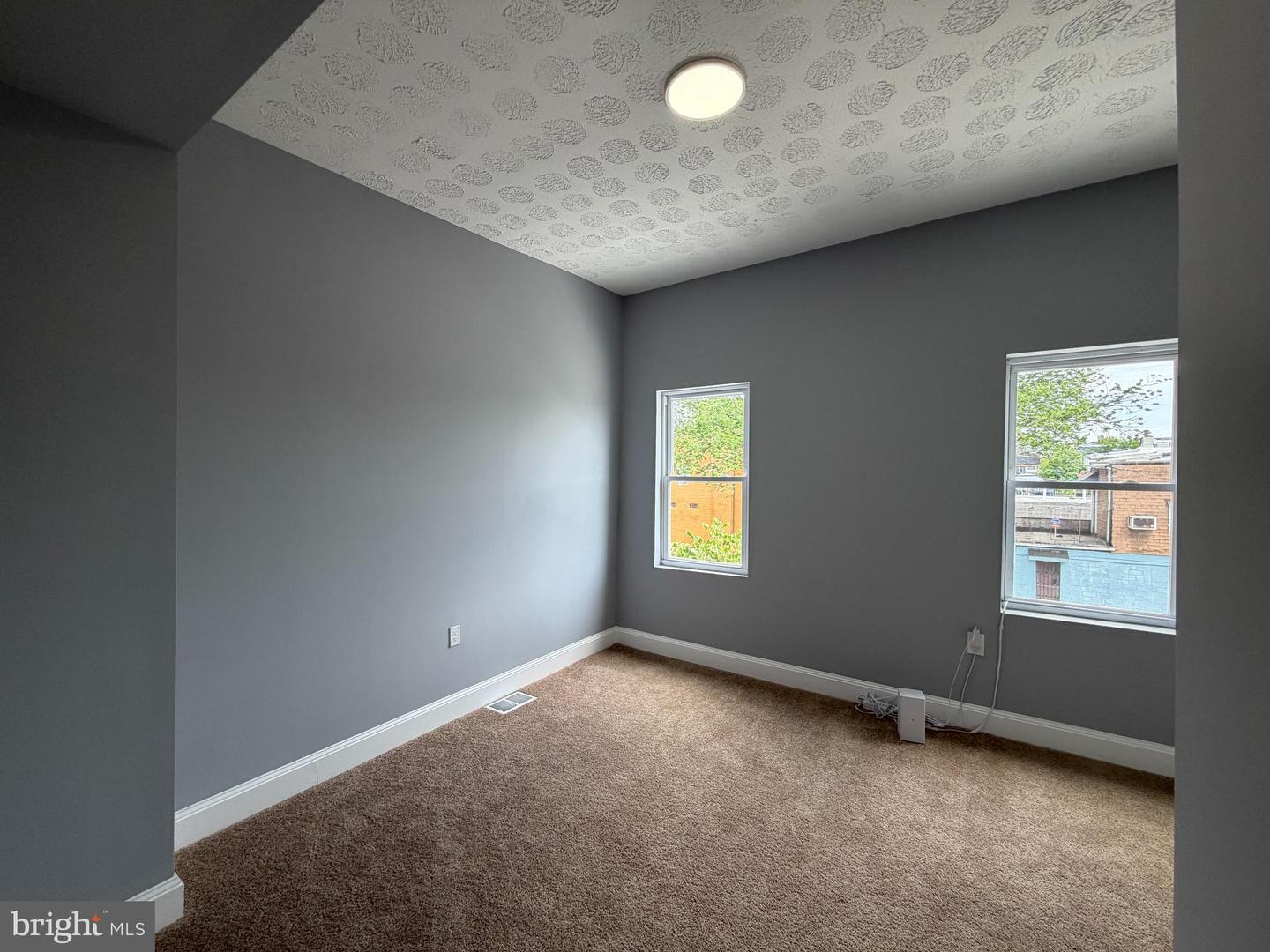 1410 N Milton Ave Property Photo 25