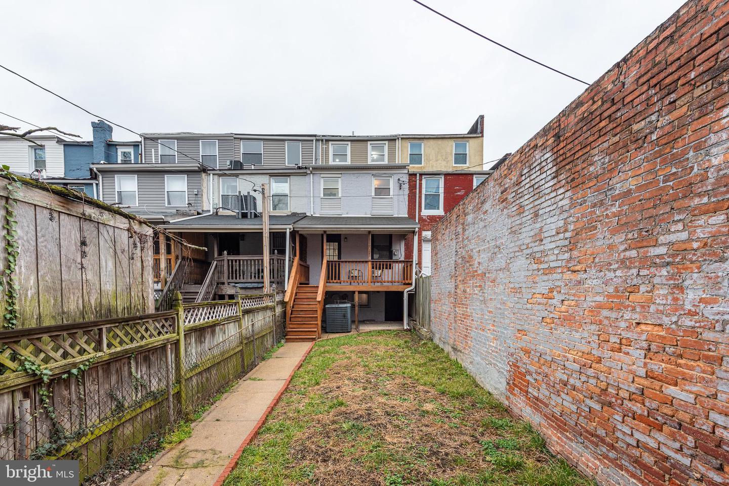 109 S Calhoun St Property Photo 29