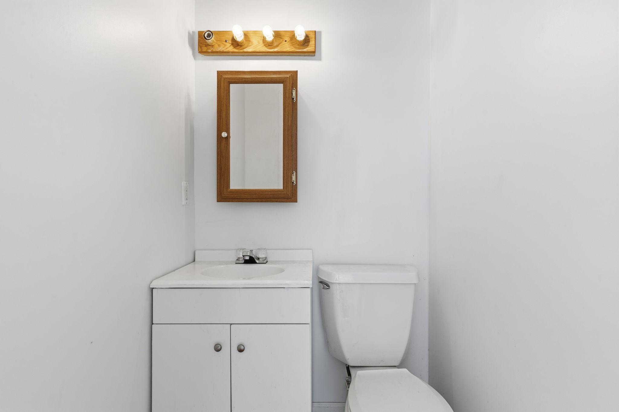 1311 N Broadway Property Photo 8