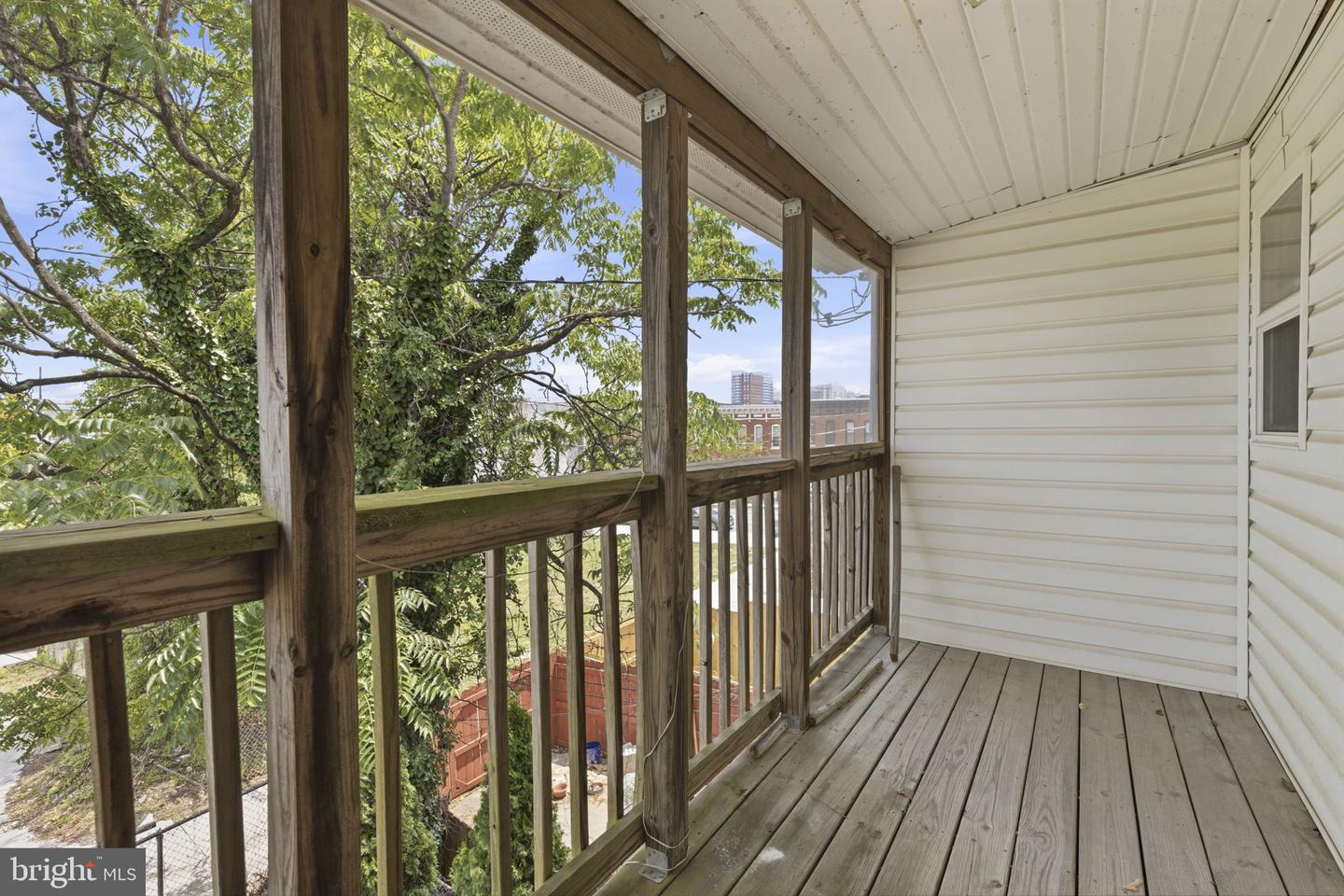 1311 N Broadway Property Photo 15