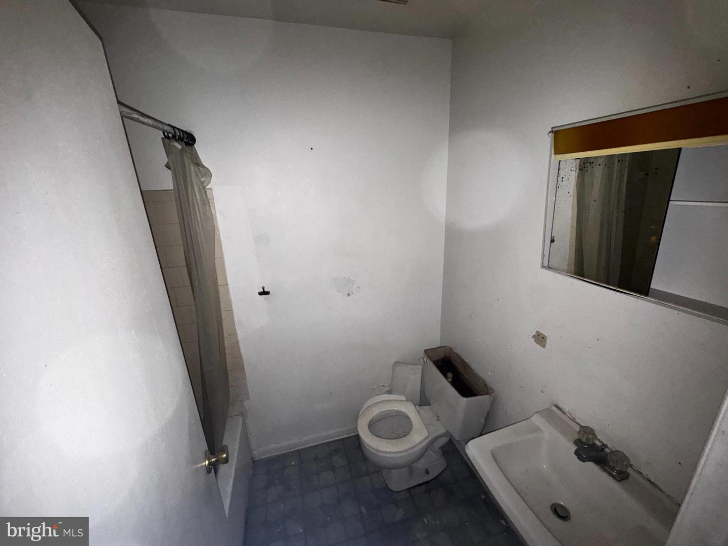 3506 W Belvedere Ave Property Photo 8