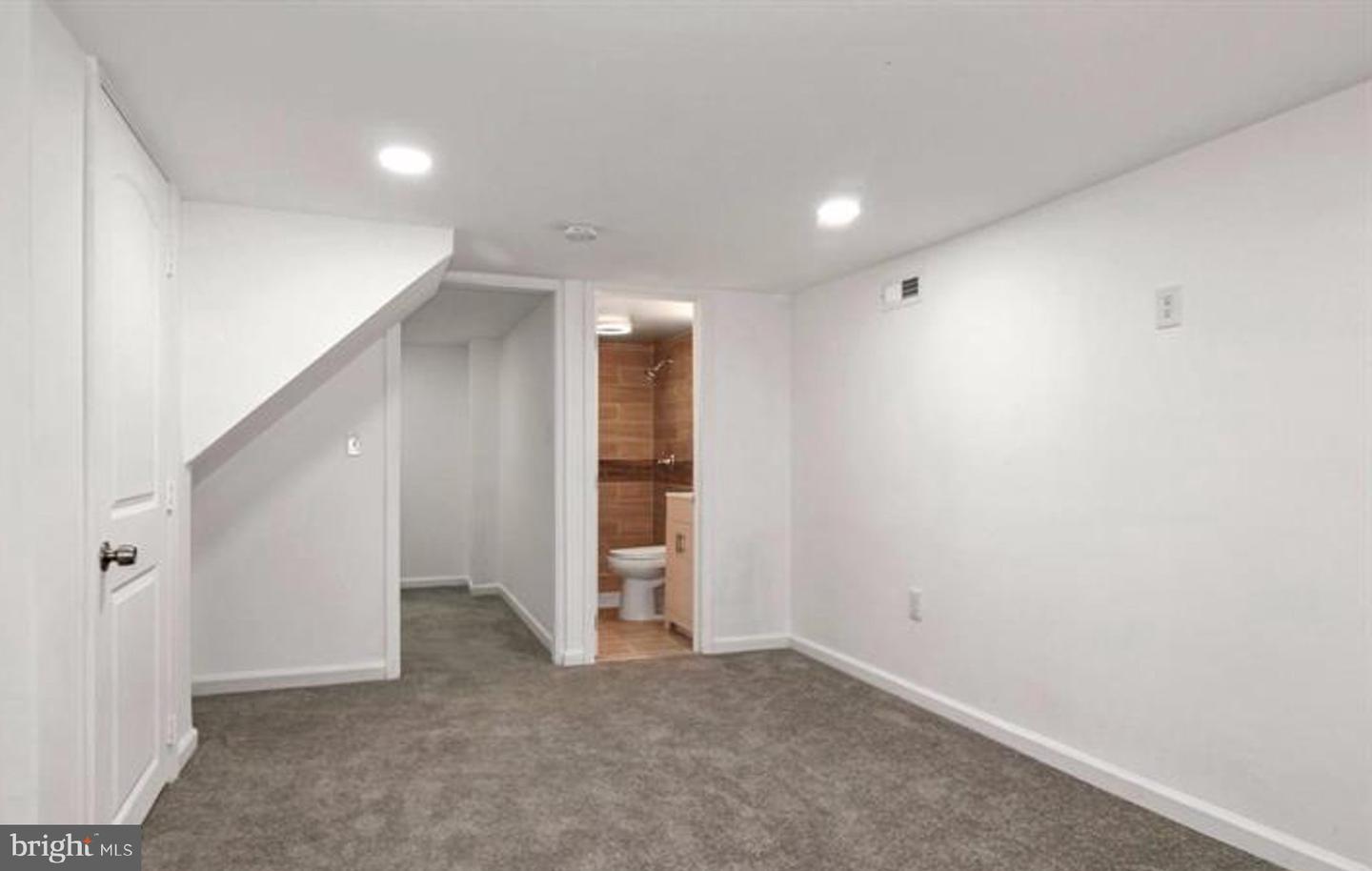 1818 N Ashburton St Property Photo 21