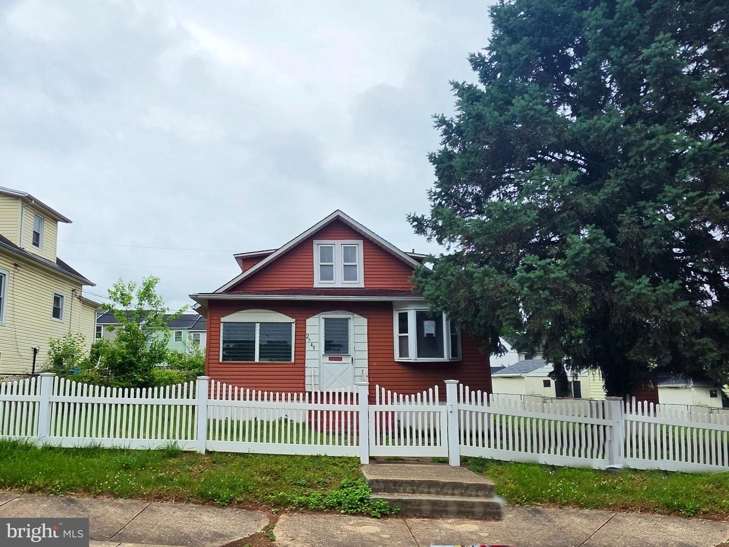 2640 Ridgely St Property Photo 1