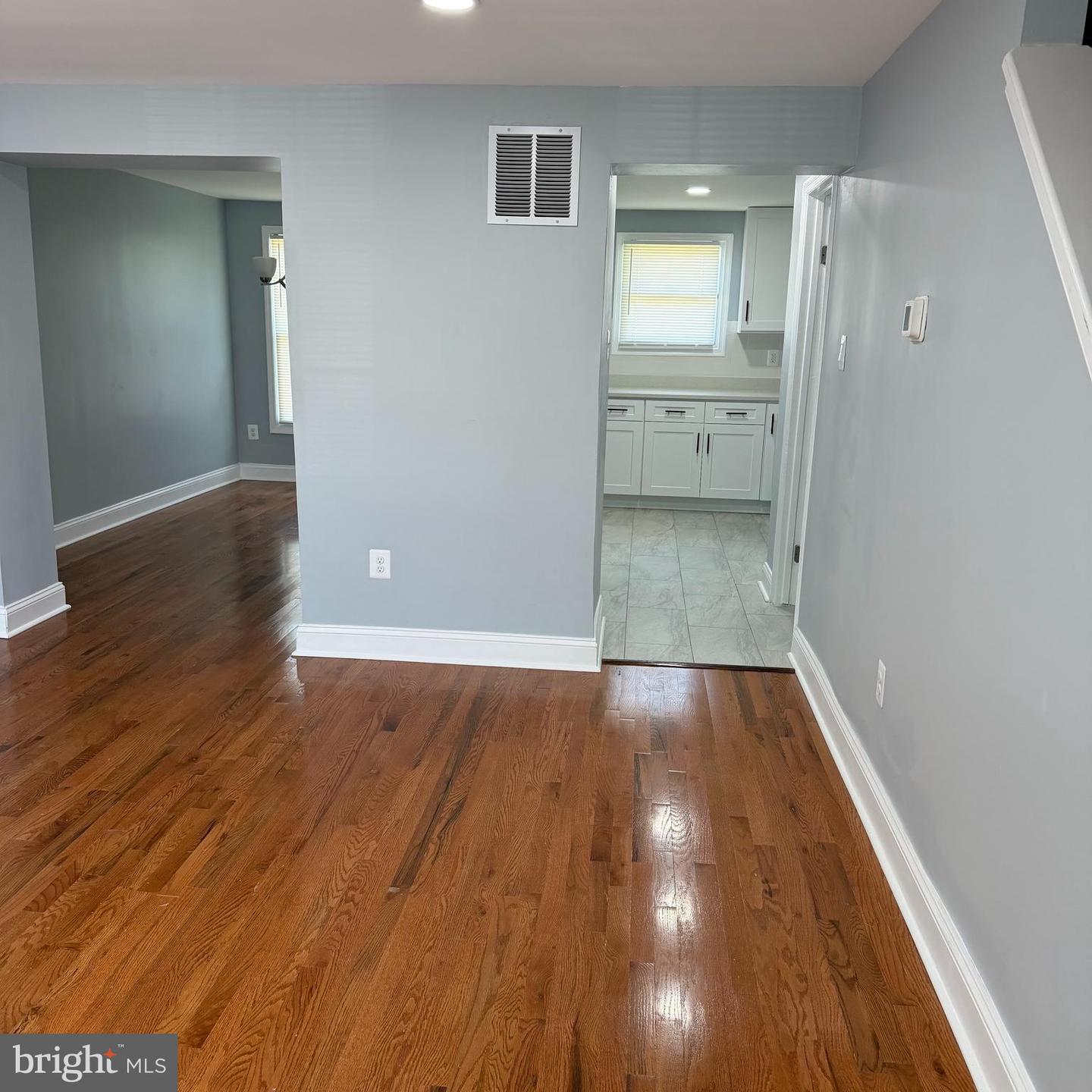 1214 N Woodyear St Property Photo 2