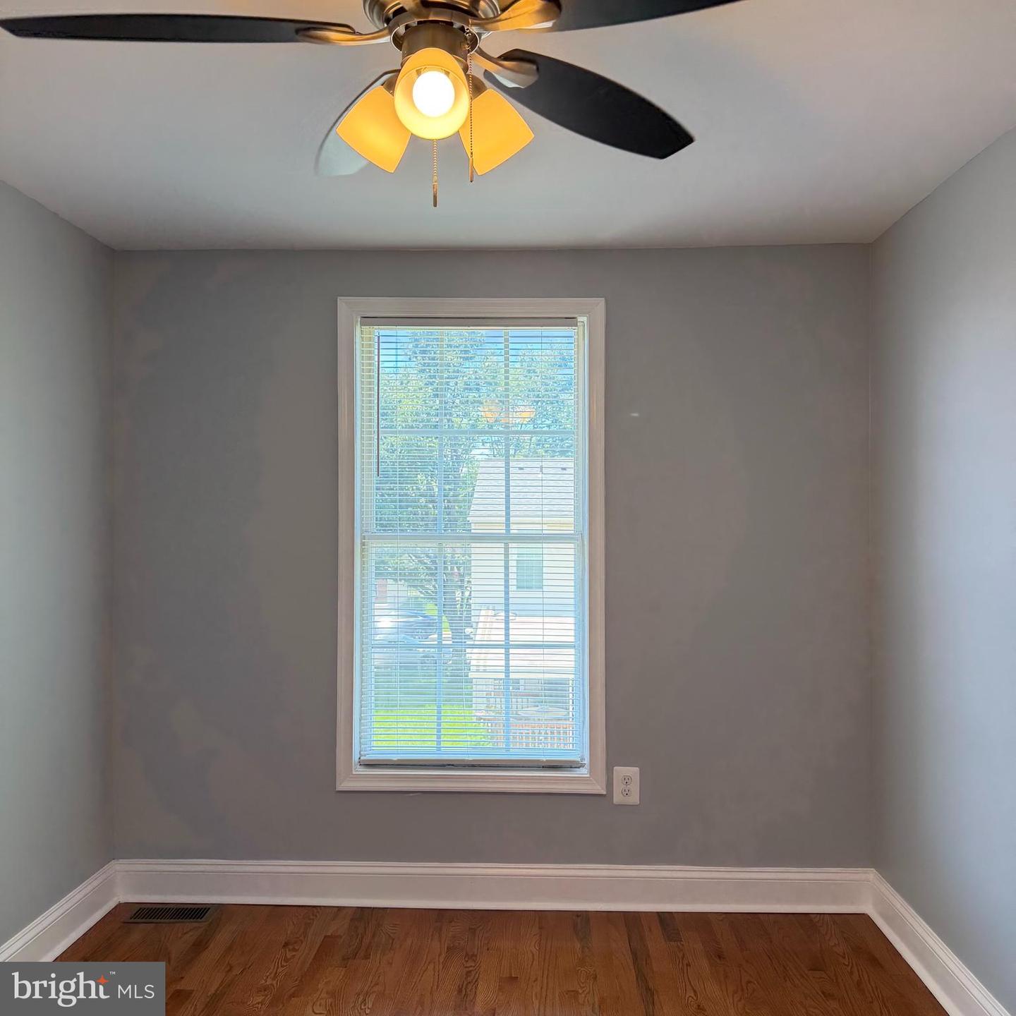 1214 N Woodyear St Property Photo 11