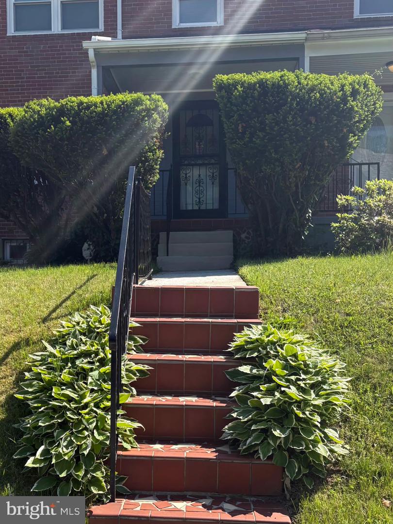 1575 STONEWOOD RD Property Photo 1