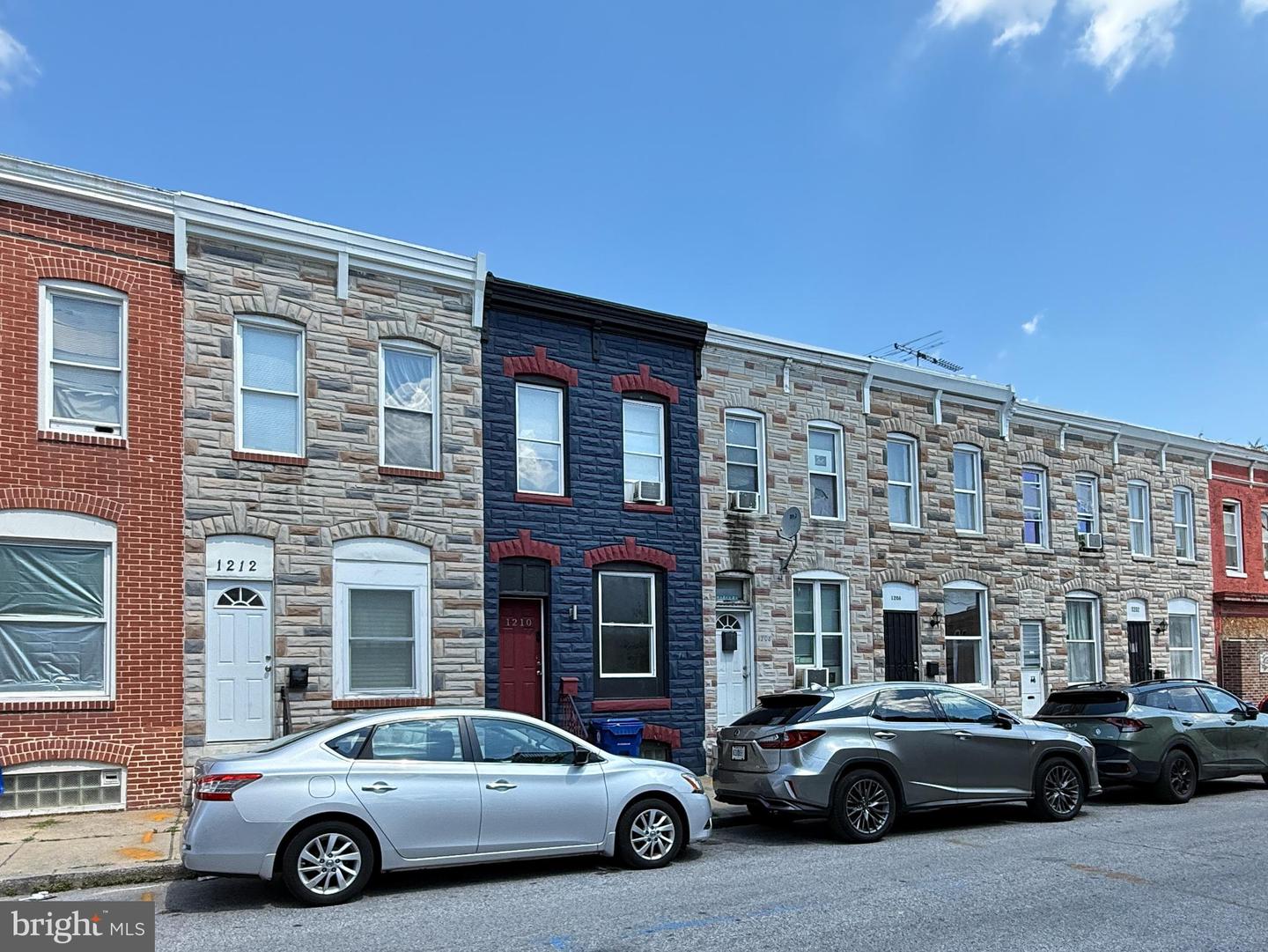 1210 Sargeant St Property Photo 2