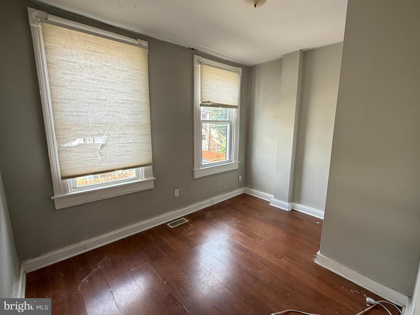 1210 Sargeant St Property Photo 14