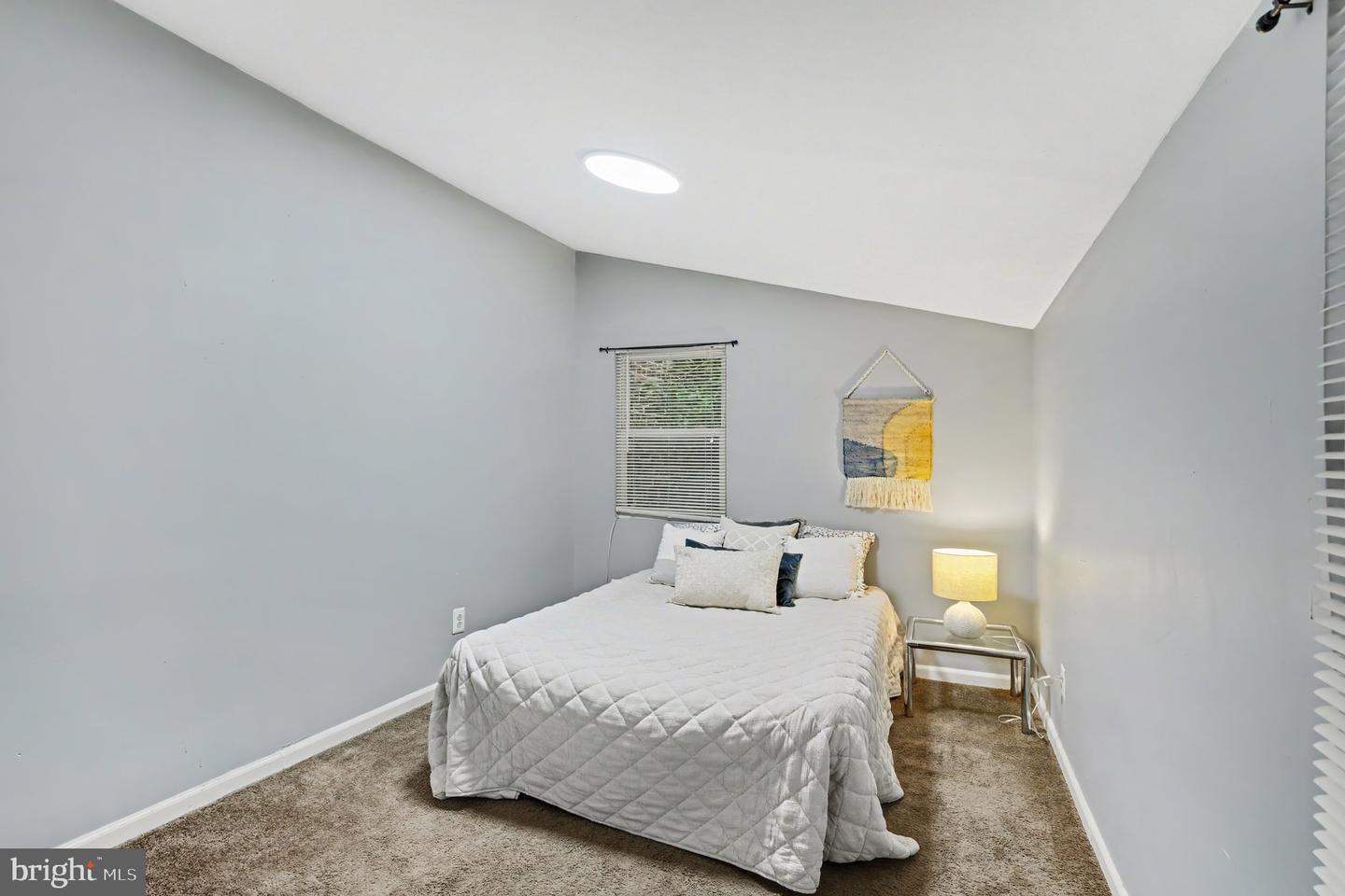 209 S Central Ave Property Photo 13