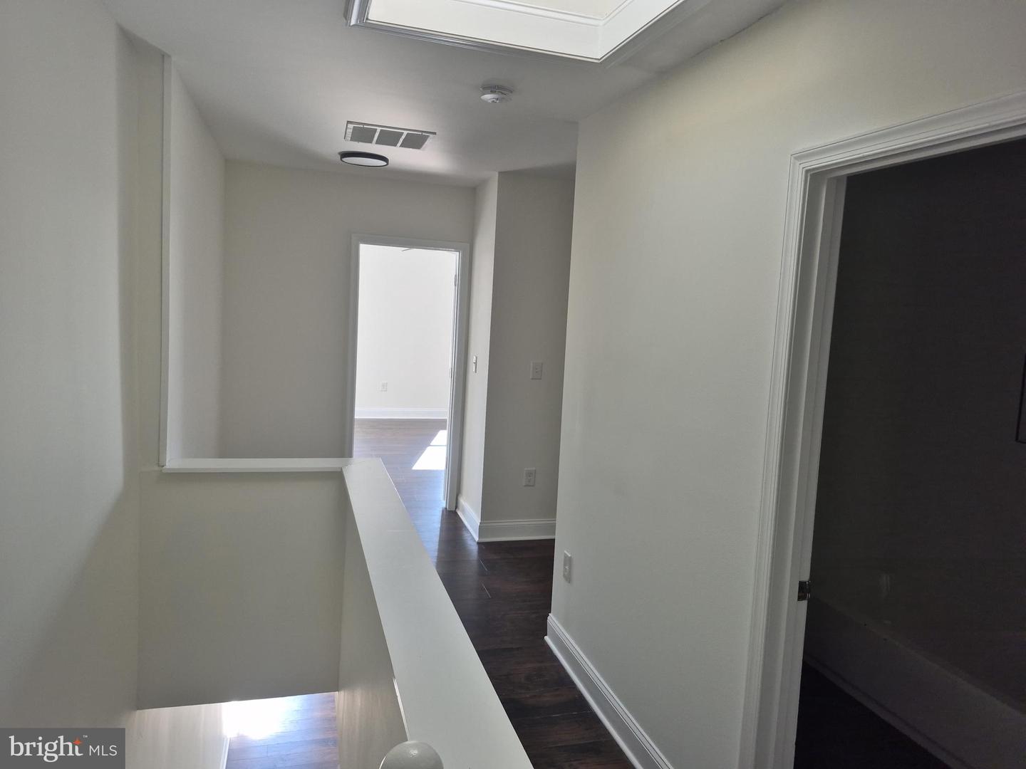 2416 Frederick Ave Property Photo 8