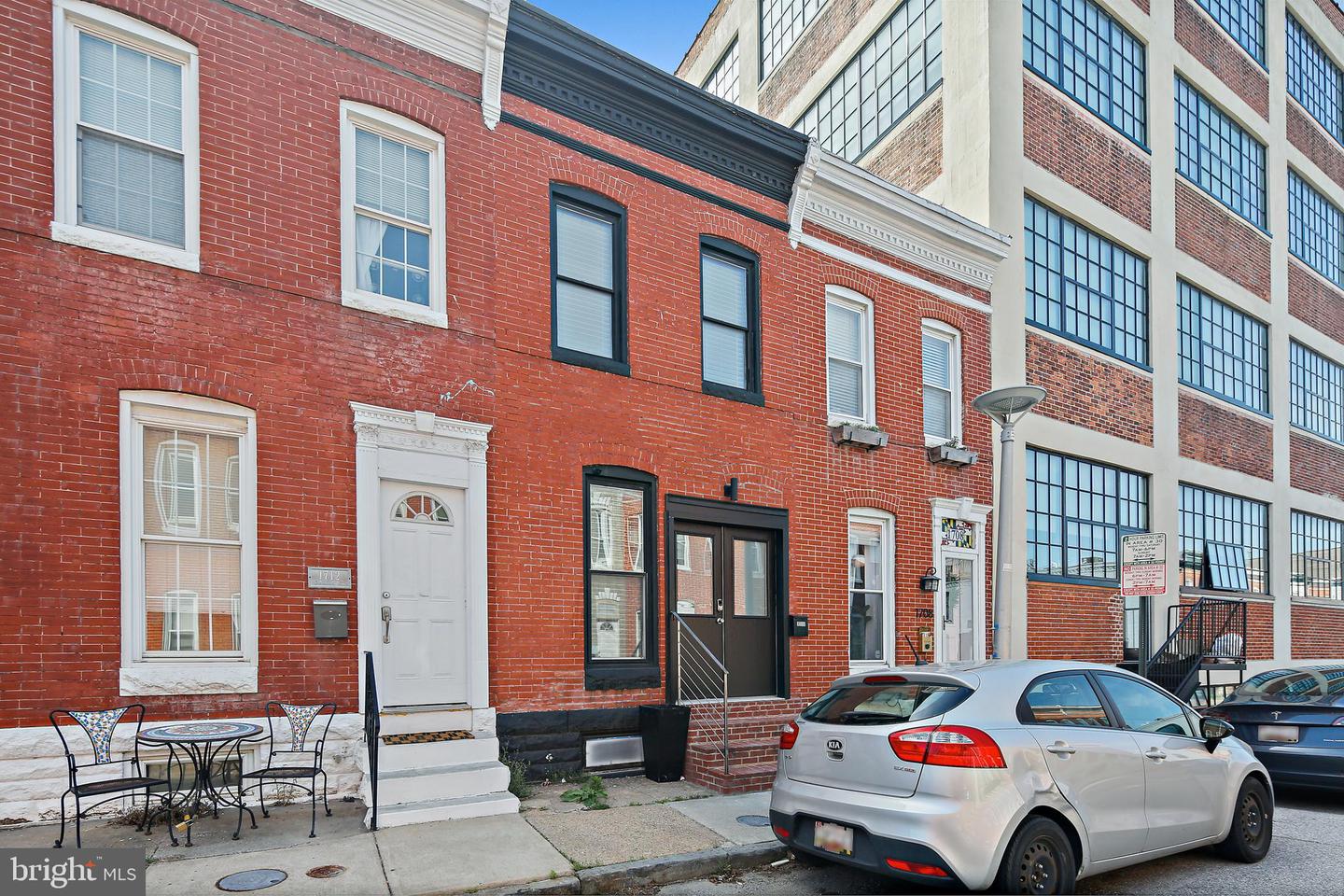 1710 Clarkson St Property Photo 33