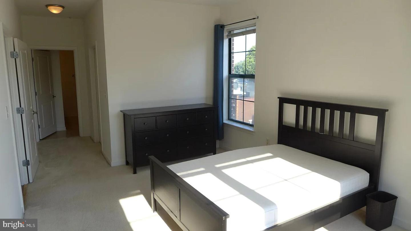 3201 Saint Paul St #309 Property Photo 9