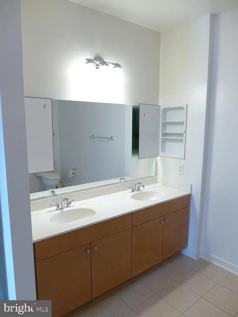 3201 Saint Paul St #309 Property Photo 10