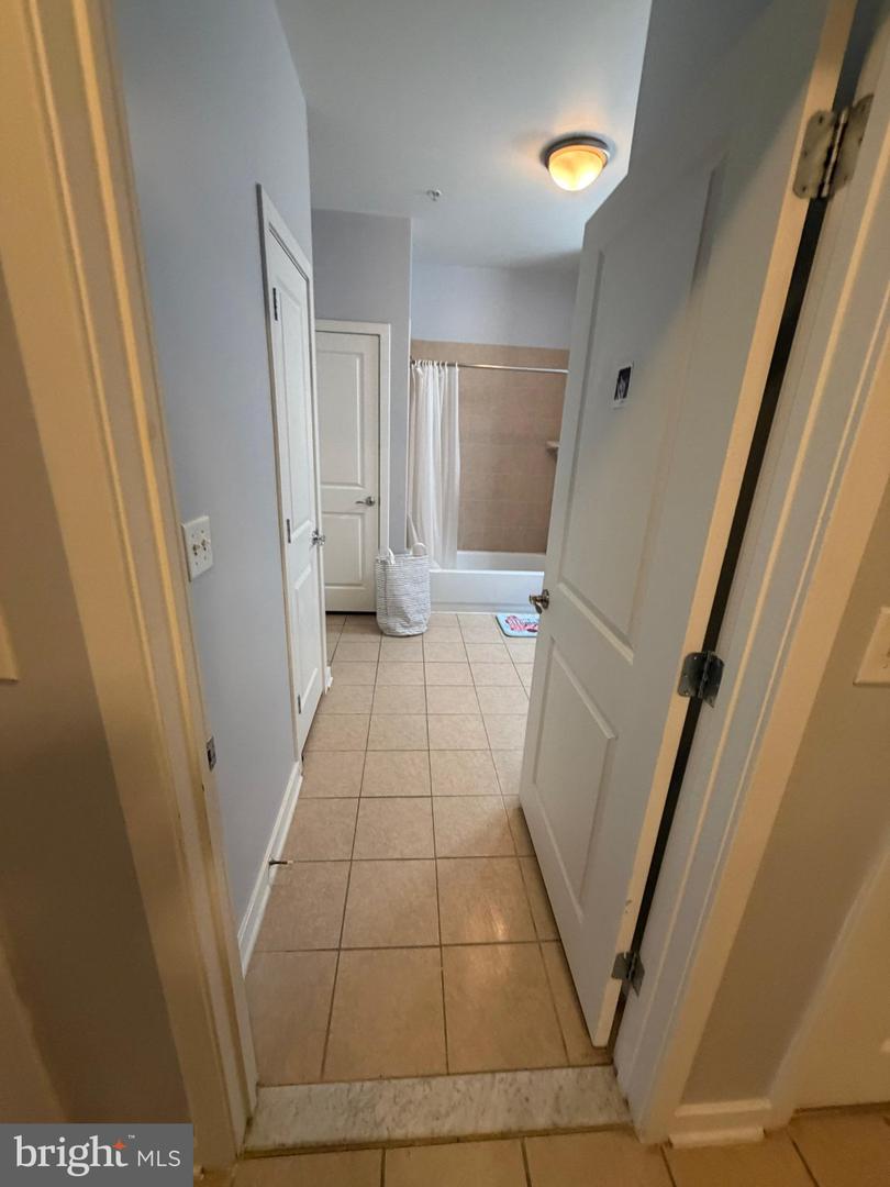 3201 Saint Paul St #309 Property Photo 17