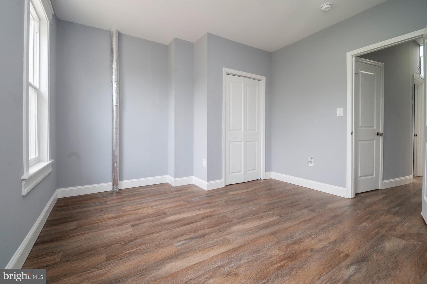 2728 Winchester St Property Photo 14