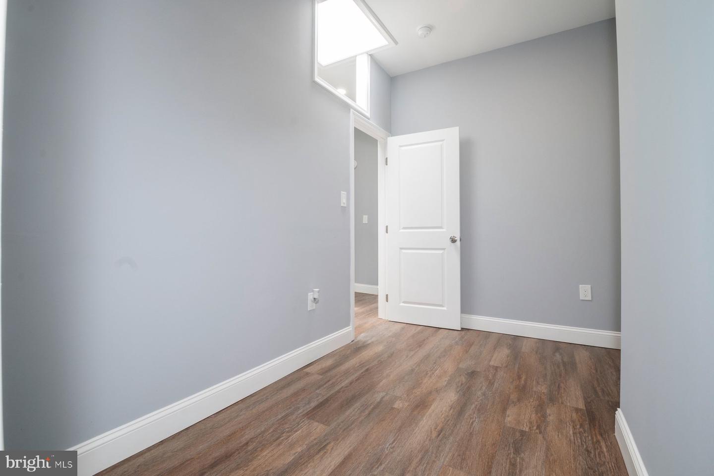 2728 Winchester St Property Photo 18