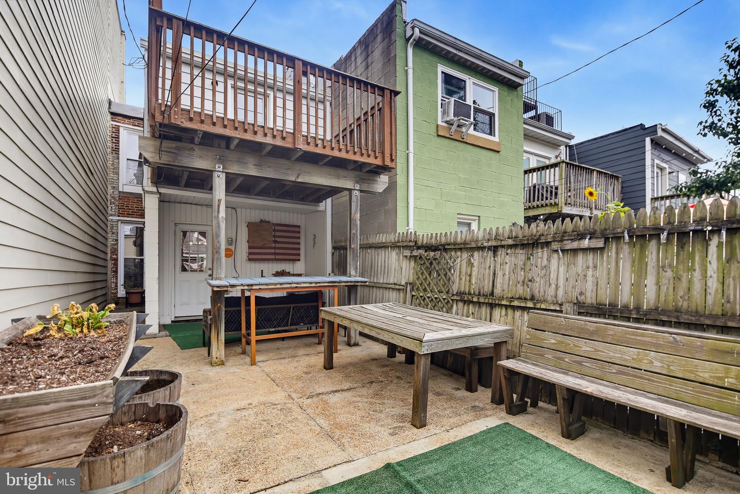 1718 Johnson St Property Photo 27