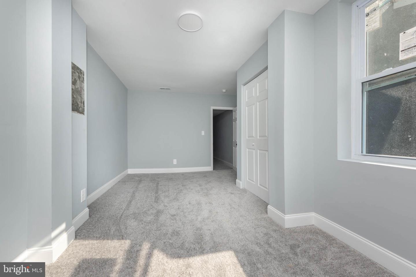 1909 Harlem Ave Property Photo 20