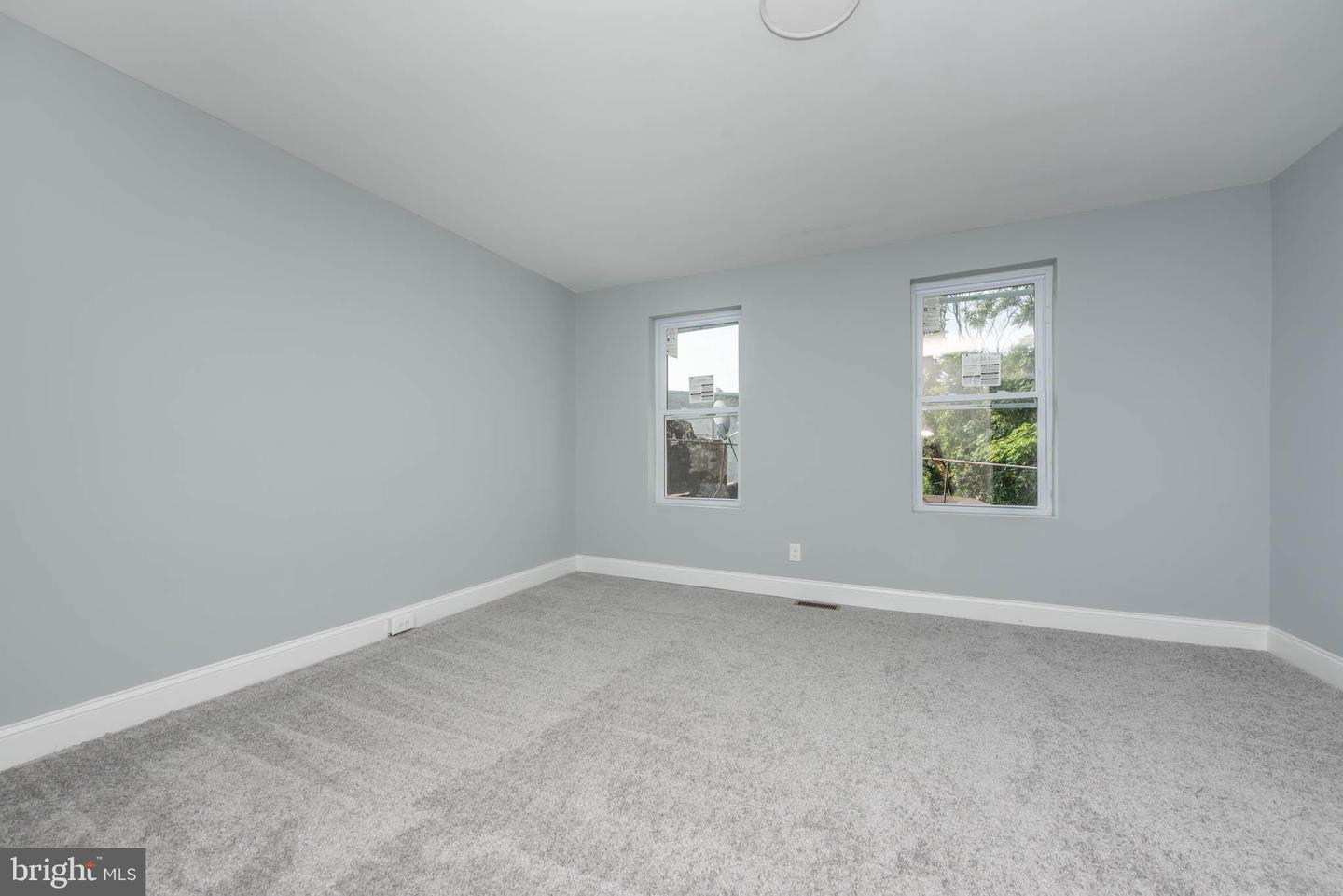 1909 Harlem Ave Property Photo 24