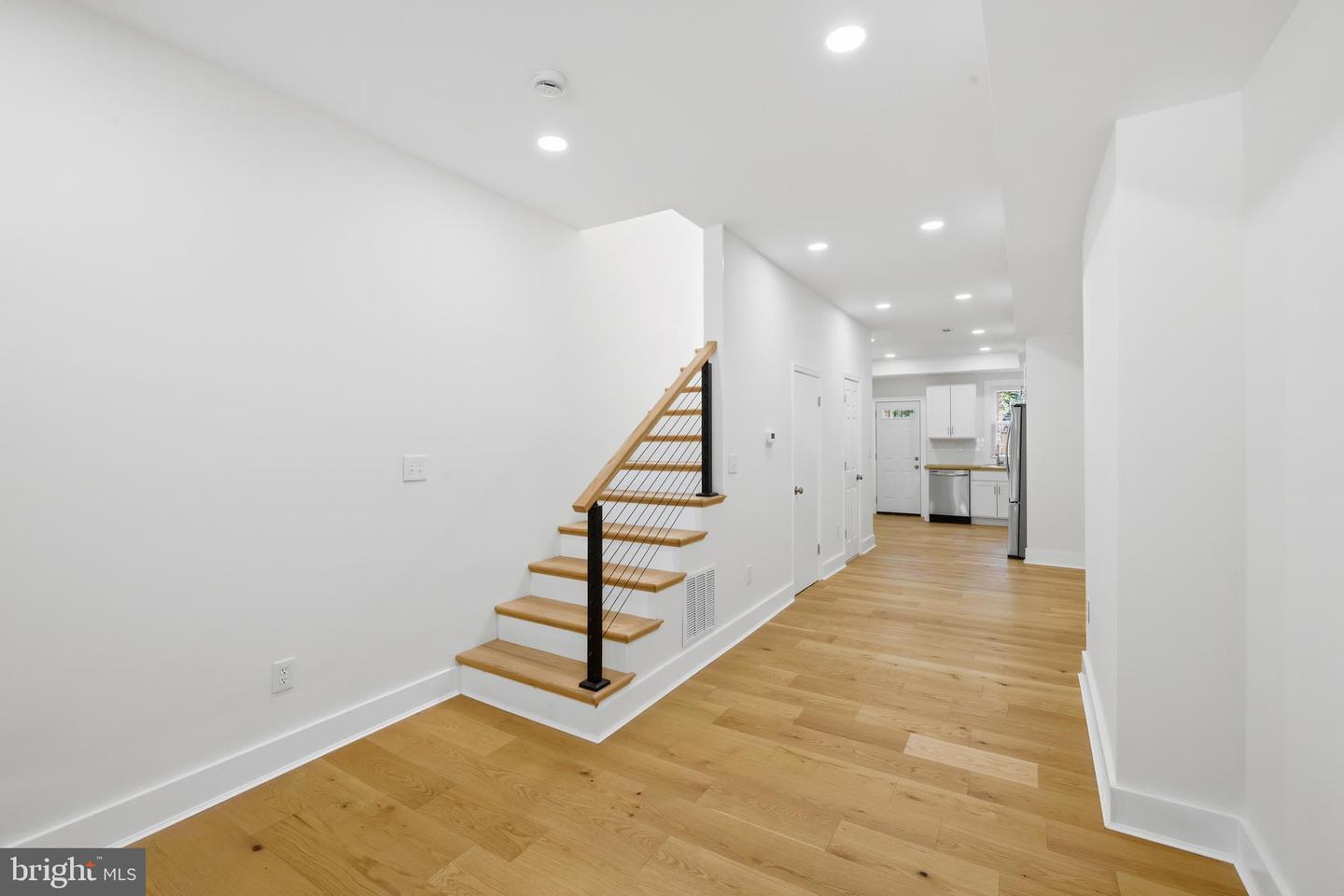 591 Orchard St Property Photo 9