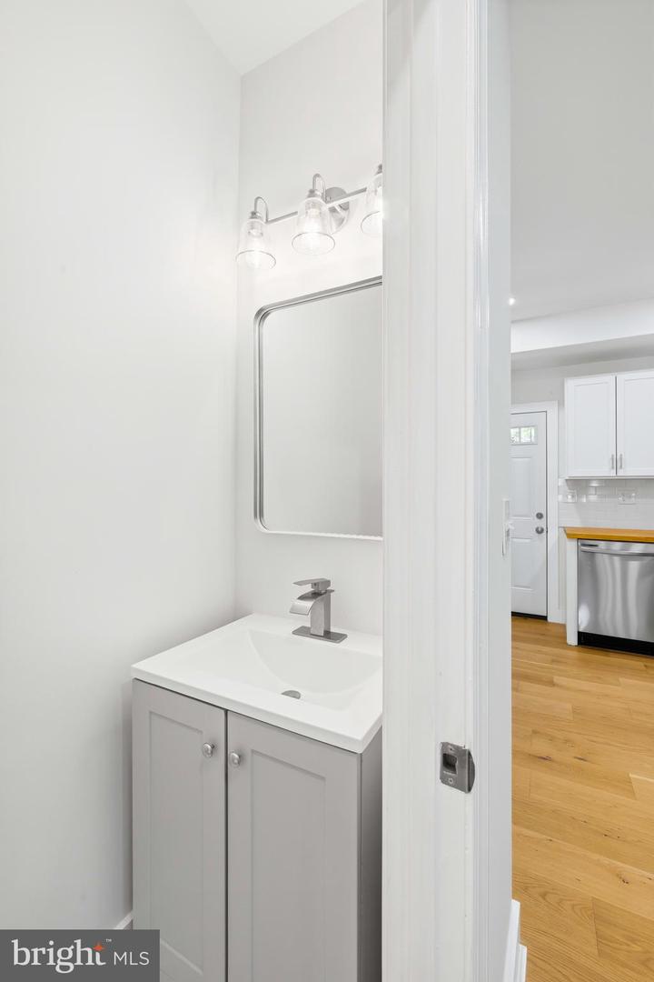 591 Orchard St Property Photo 13