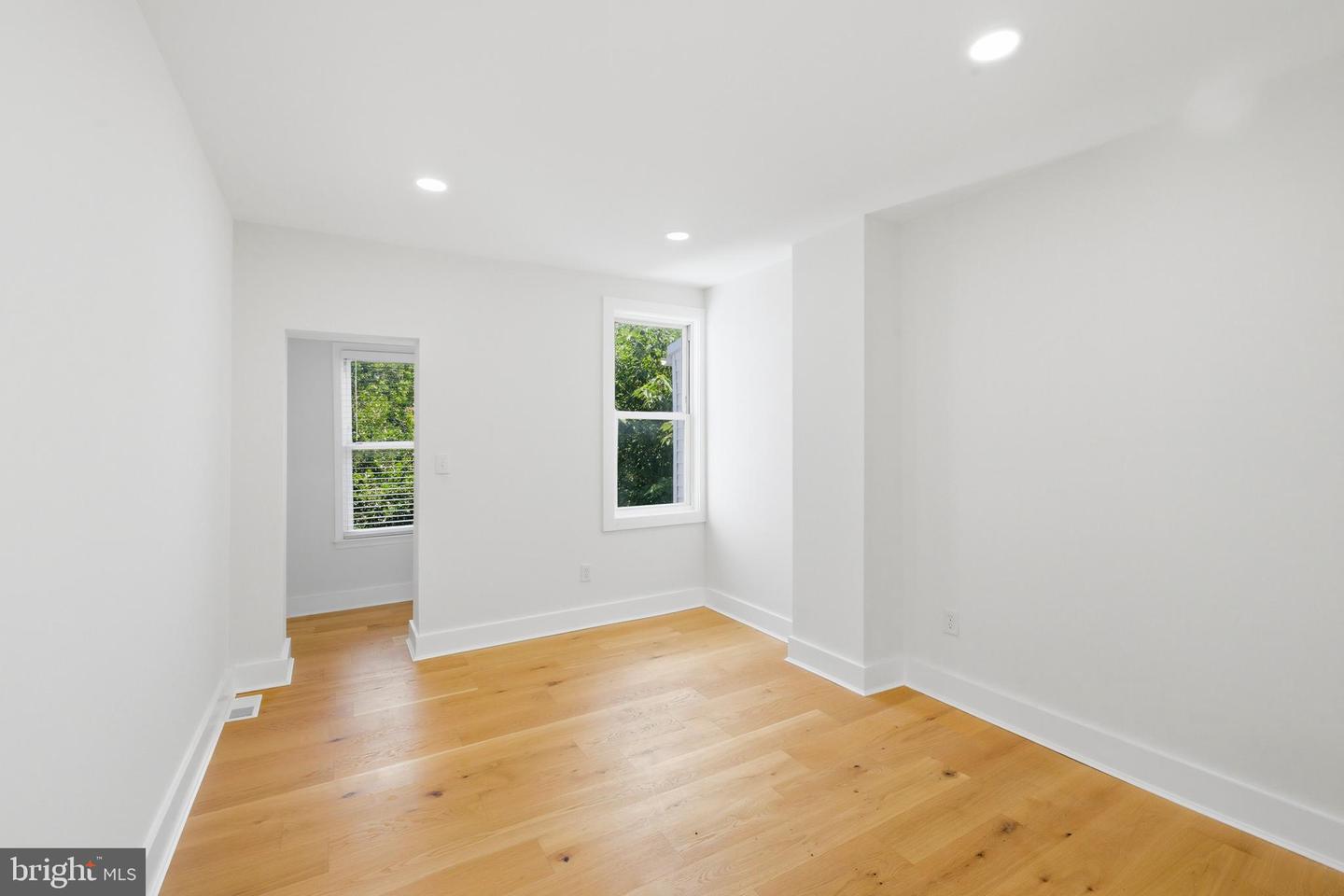 591 Orchard St Property Photo 16