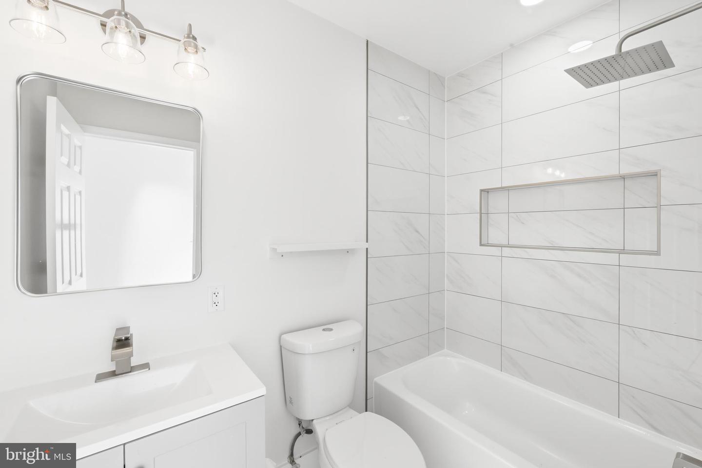 591 Orchard St Property Photo 20