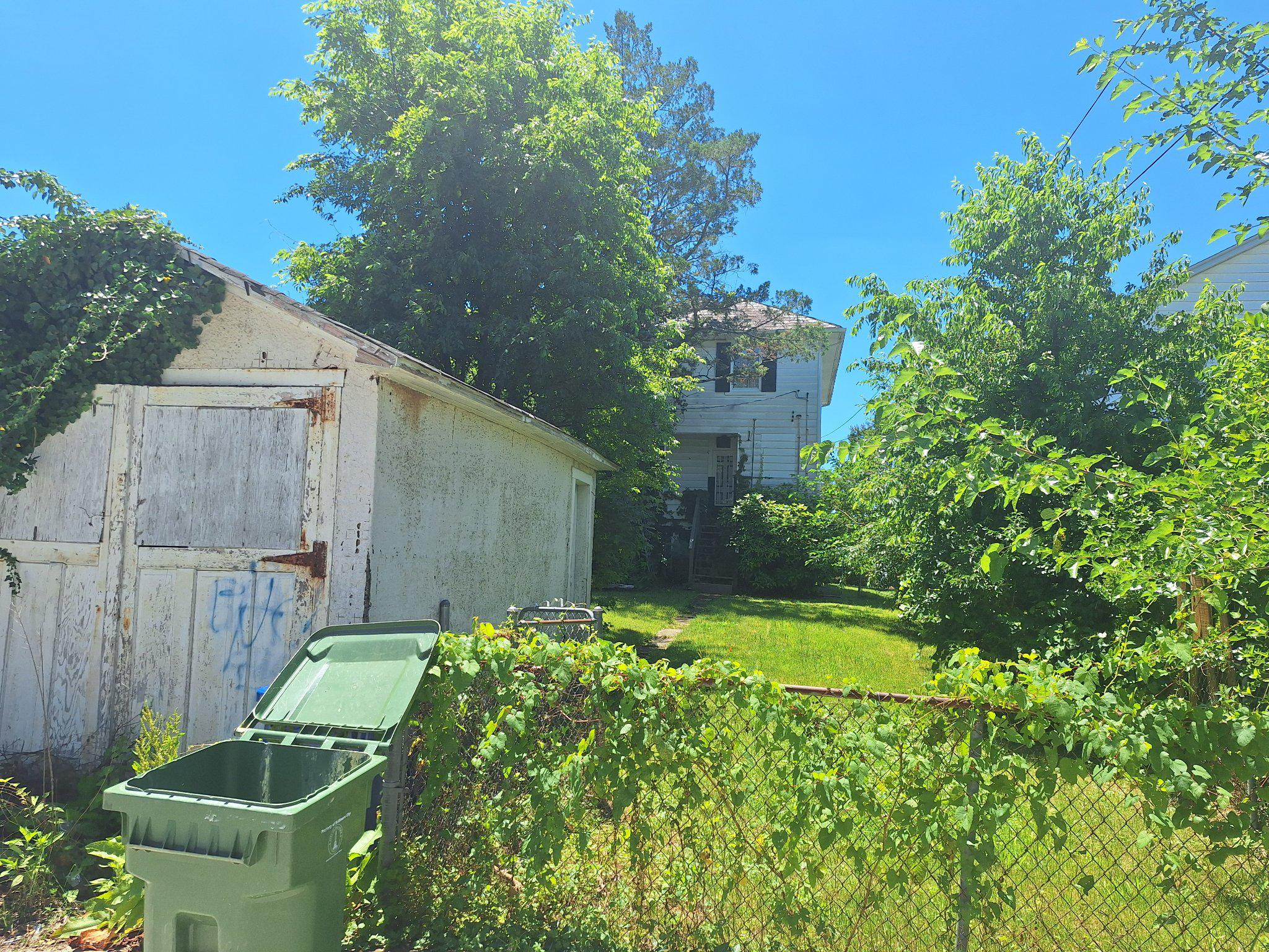 4300 Wentworth Rd Property Photo 18